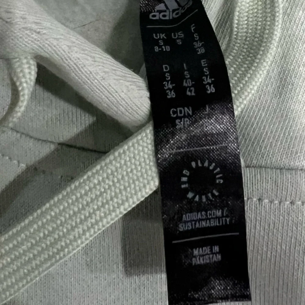 Adidas Light Green with Flower Logo Hoodie Size Small NWOT - Picture 4 of 4